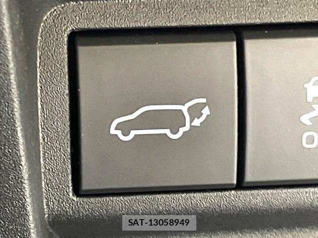 Toyota YARIS CROSS 2025-02 8883156-5