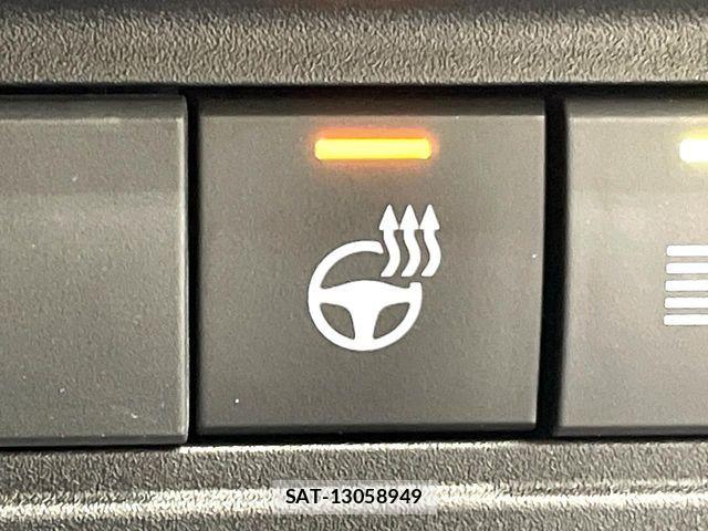 Toyota YARIS CROSS 2025-02 8883156-6