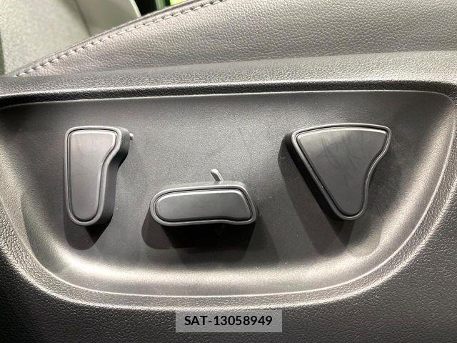 Toyota YARIS CROSS 2025-02 8883156-7