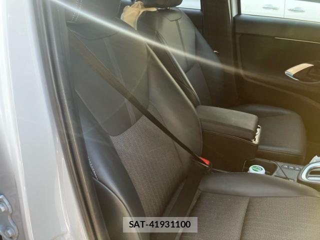 Toyota YARIS CROSS 2023-09 8883163-14