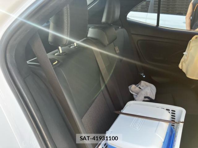 Toyota YARIS CROSS 2023-09 8883163-17