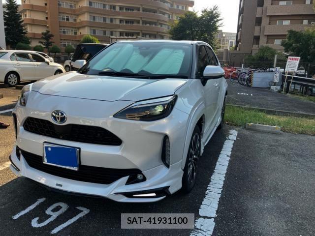 Toyota YARIS CROSS 2023-09 8883163-1