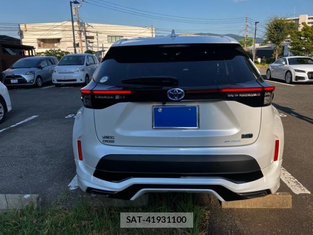 Toyota YARIS CROSS 2023-09 8883163-5