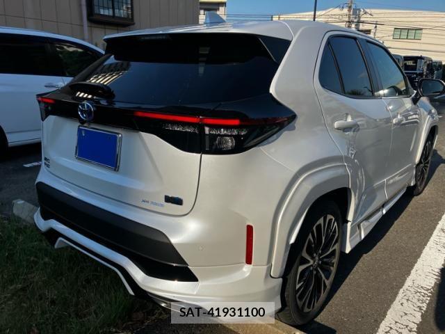 Toyota YARIS CROSS 2023-09 8883163-6