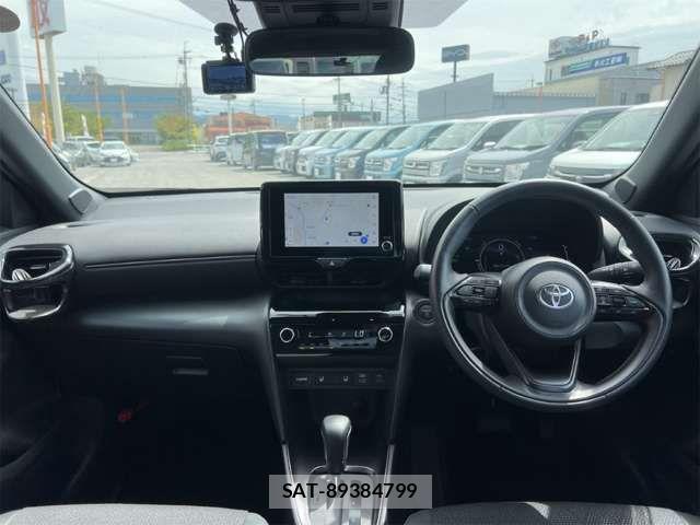 Toyota YARIS CROSS 2025-08 8883154-1