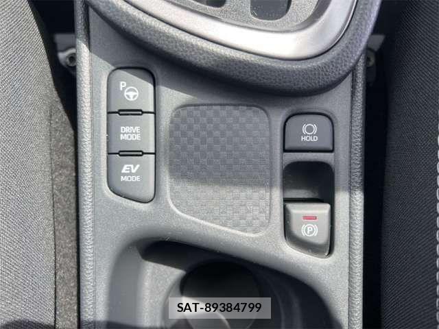 Toyota YARIS CROSS 2025-08 8883154-6