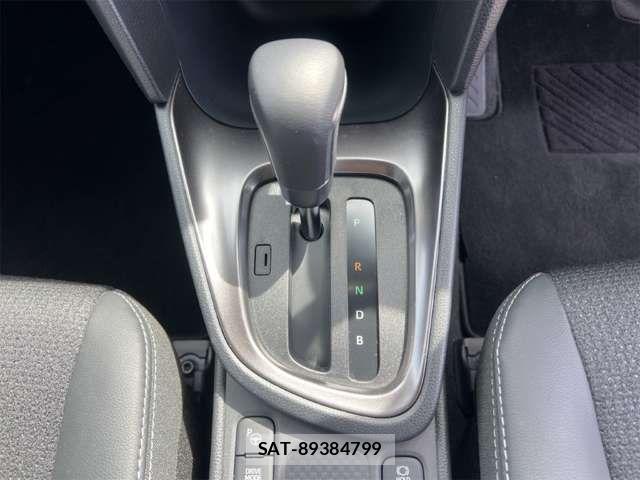 Toyota YARIS CROSS 2025-08 8883154-7