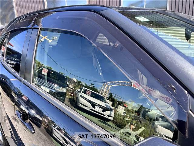 Toyota YARIS CROSS 2021-03 8883166-10