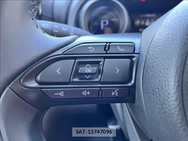 Toyota YARIS CROSS 2021-03 8883166-19