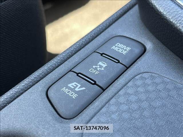 Toyota YARIS CROSS 2021-03 8883166-29