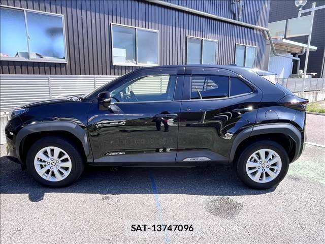 Toyota YARIS CROSS 2021-03 8883166-6