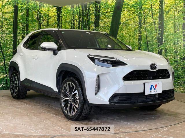 Toyota YARIS CROSS 2024-05 8883157-15