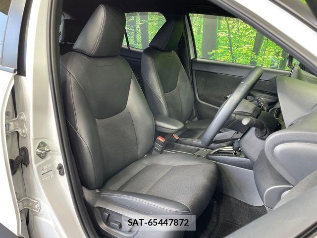 Toyota YARIS CROSS 2024-05 8883157-7