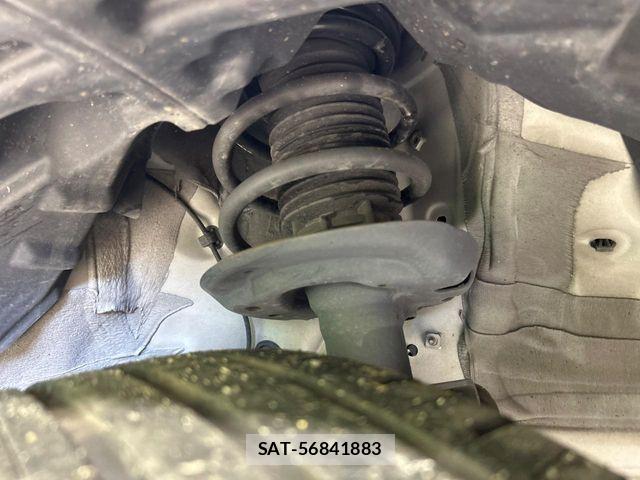 Toyota YARIS CROSS 2021-02 8883165-19