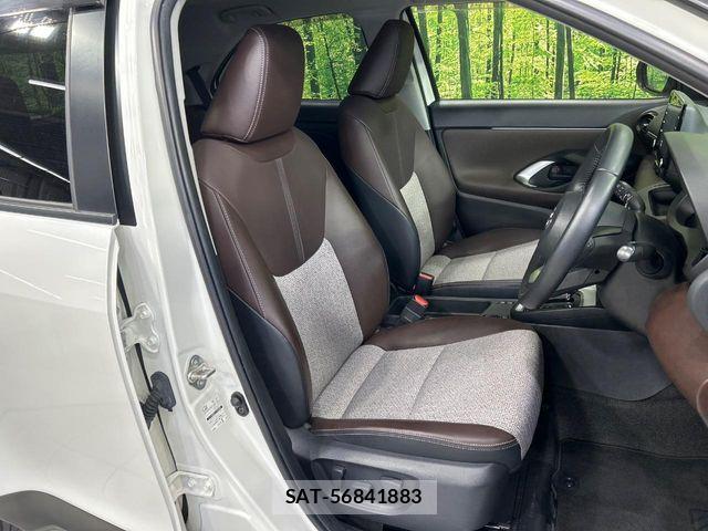 Toyota YARIS CROSS 2021-02 8883165-7