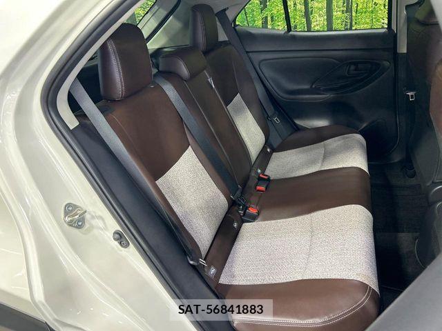 Toyota YARIS CROSS 2021-02 8883165-8