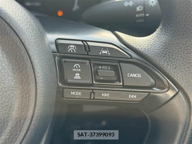 Toyota YARIS CROSS 2025-12 8883162-28