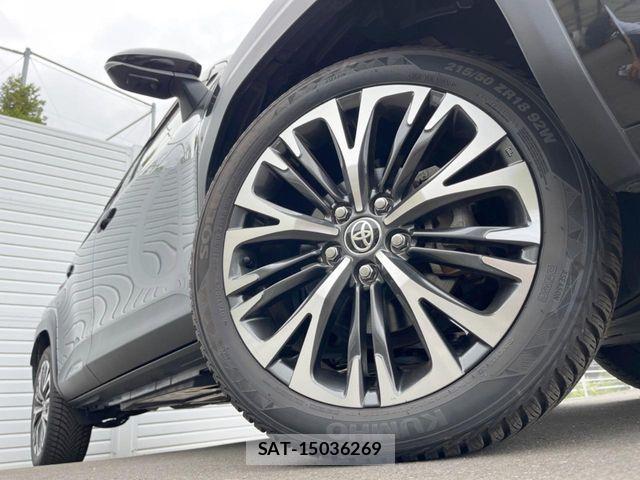Toyota YARIS CROSS 2021-09 8883164-14