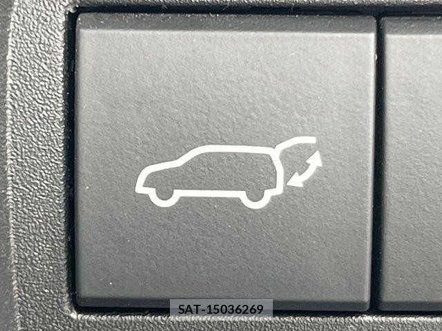 Toyota YARIS CROSS 2021-09 8883164-6