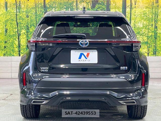 Toyota YARIS CROSS 2022-05 8883161-14
