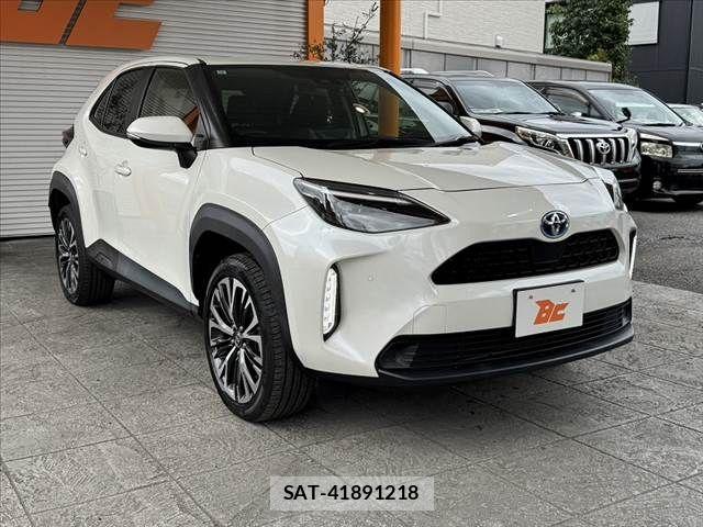Toyota YARIS CROSS 2021-10 8883167-7