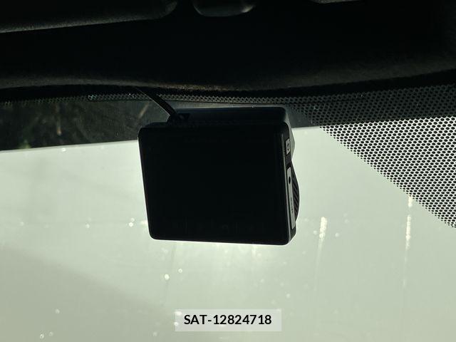 Toyota YARIS CROSS 2025-09 8884683-17