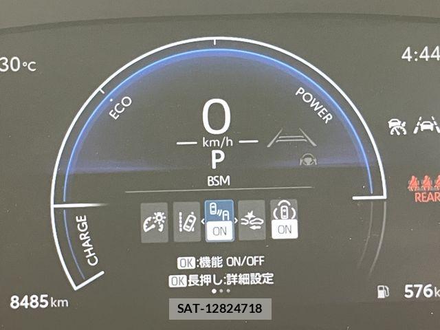 Toyota YARIS CROSS 2025-09 8884683-18