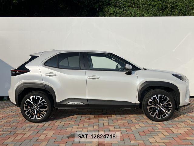 Toyota YARIS CROSS 2025-09 8884683-5