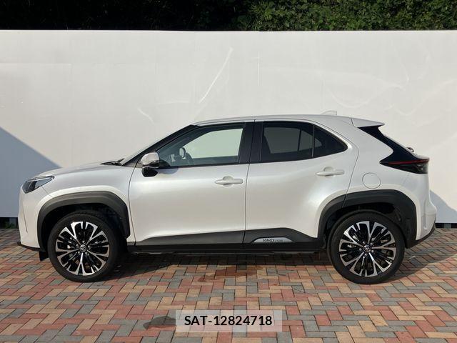 Toyota YARIS CROSS 2025-09 8884683-6