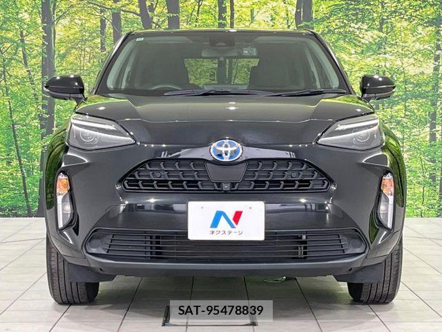 Toyota YARIS CROSS 2020-11 8884694-13