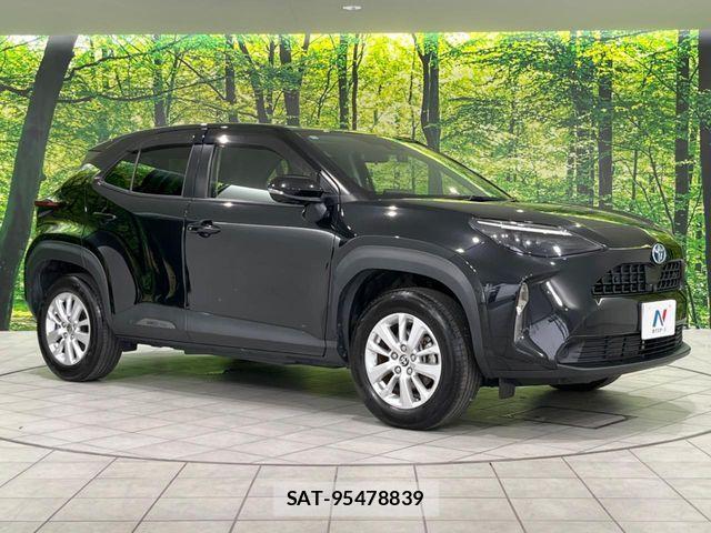 Toyota YARIS CROSS 2020-11 8884694-15