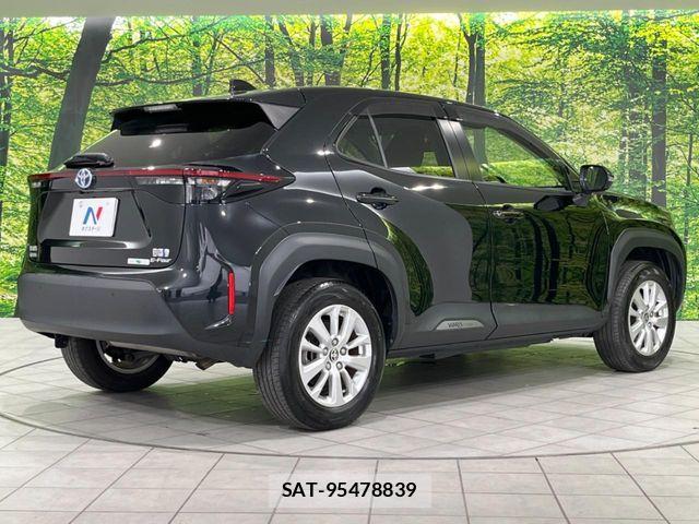 Toyota YARIS CROSS 2020-11 8884694-16