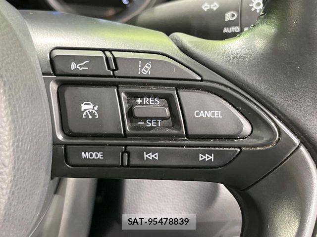 Toyota YARIS CROSS 2020-11 8884694-4