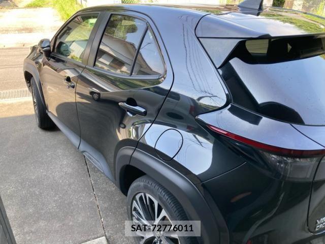 Toyota YARIS CROSS 2022-04 8884698-9