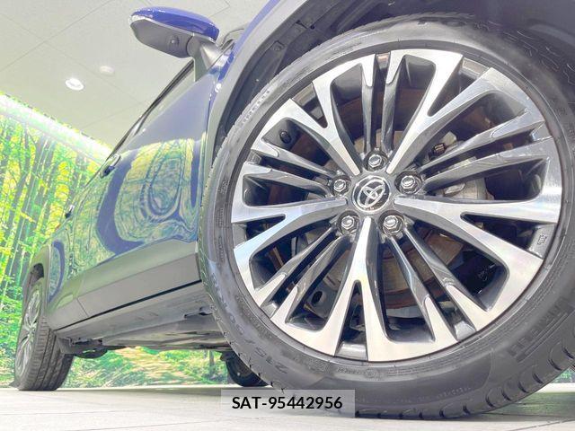 Toyota YARIS CROSS 2021-02 8884696-12