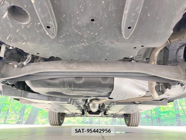 Toyota YARIS CROSS 2021-02 8884696-18
