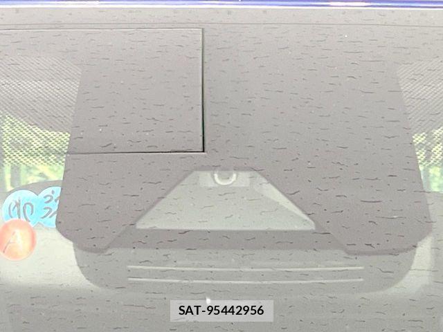 Toyota YARIS CROSS 2021-02 8884696-4