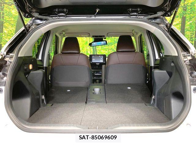 Toyota YARIS CROSS 2020-12 8884697-9