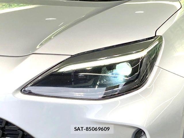 Toyota YARIS CROSS 2020-12 8884697-12