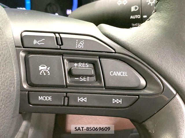 Toyota YARIS CROSS 2020-12 8884697-5