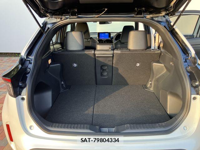 Toyota YARIS CROSS 2025-09 8884684-12