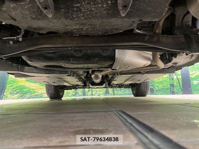 Toyota YARIS CROSS 2023-09 8884685-18