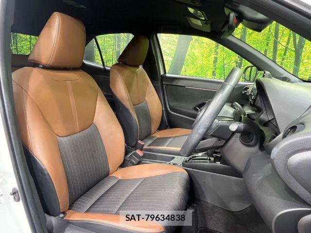 Toyota YARIS CROSS 2023-09 8884685-7