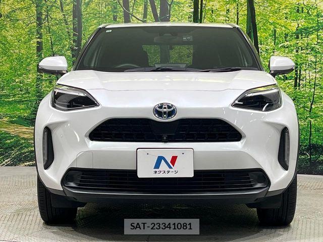 Toyota YARIS CROSS 2022-11 8884686-14
