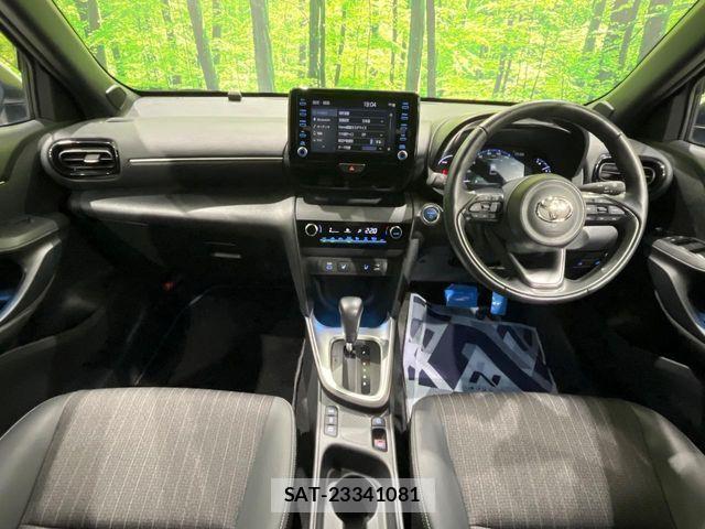 Toyota YARIS CROSS 2022-11 8884686-1
