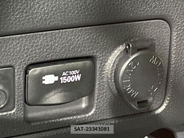 Toyota YARIS CROSS 2022-11 8884686-5