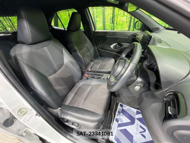Toyota YARIS CROSS 2022-11 8884686-8