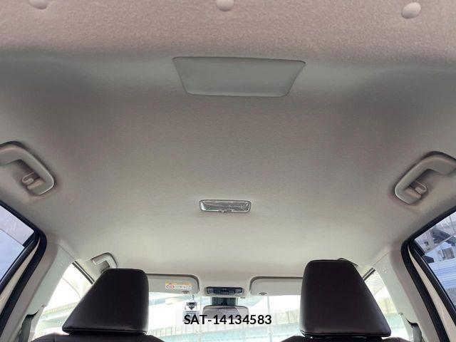 Toyota YARIS CROSS 2021-03 8884691-14