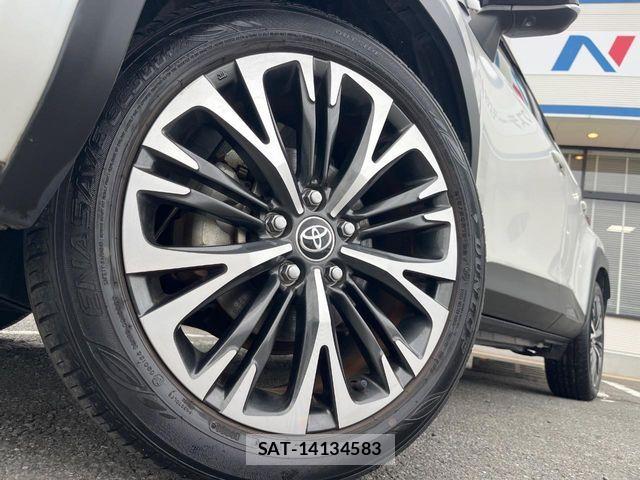 Toyota YARIS CROSS 2021-03 8884691-16