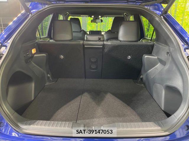 Toyota YARIS CROSS 2023-05 8884688-9